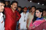 Veena Malik at Lalbaugcha Raja on 13th Sept 2013 (10).JPG